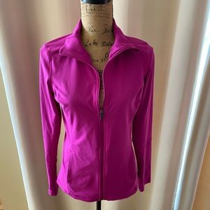 Under Armor size medium workout jacket